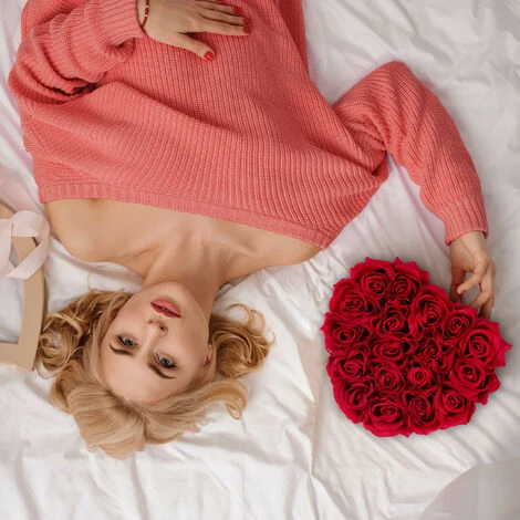 Relaxdays Box Di Rose A Forma Di Cuore, 18 Rose, Grigio, Resistente 10 Anni, Idea Regalo, Box Decorativo, Rosse 5 Relaxdays Box Di Rose A Forma Di Cuore, 18 Rose, Grigio, Resistente 10 Anni, Idea Regalo, Box Decorativo, Rosse - immagine 5