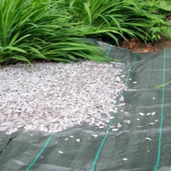 Telo Pacciamatura In Rotoli 90gr/mq Anti Erbacce Pacciamante Per Orto Giardino Elevata Stabilizzazione Raggi UV Permeabile Drenante Copertura Terreno Antialga Calpestabile (H 52 Cm X 25 M, Verde) -Negozio al dettaglio Piante Casa 95956914 3